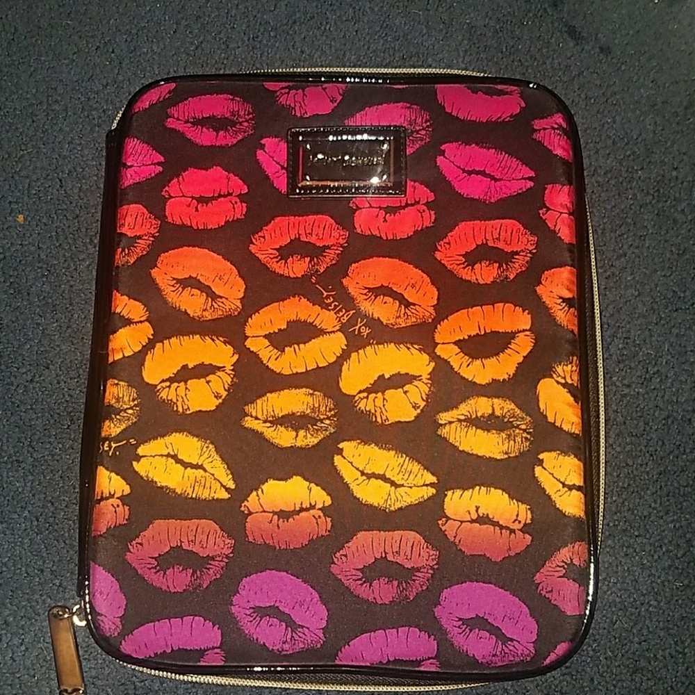 Tablet case